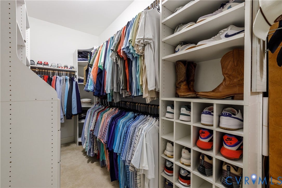primary bedroom walk in closet