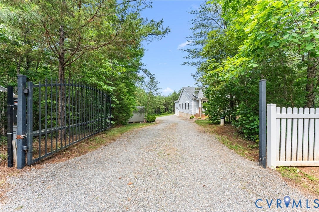 485 Folly Hill Road, Bumpass, VA 23024 Gated driveway