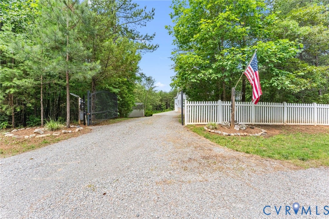 485 Folly Hill Road, Bumpass, VA 23024 485 Folly Hill Road, Bumpass, VA 23024