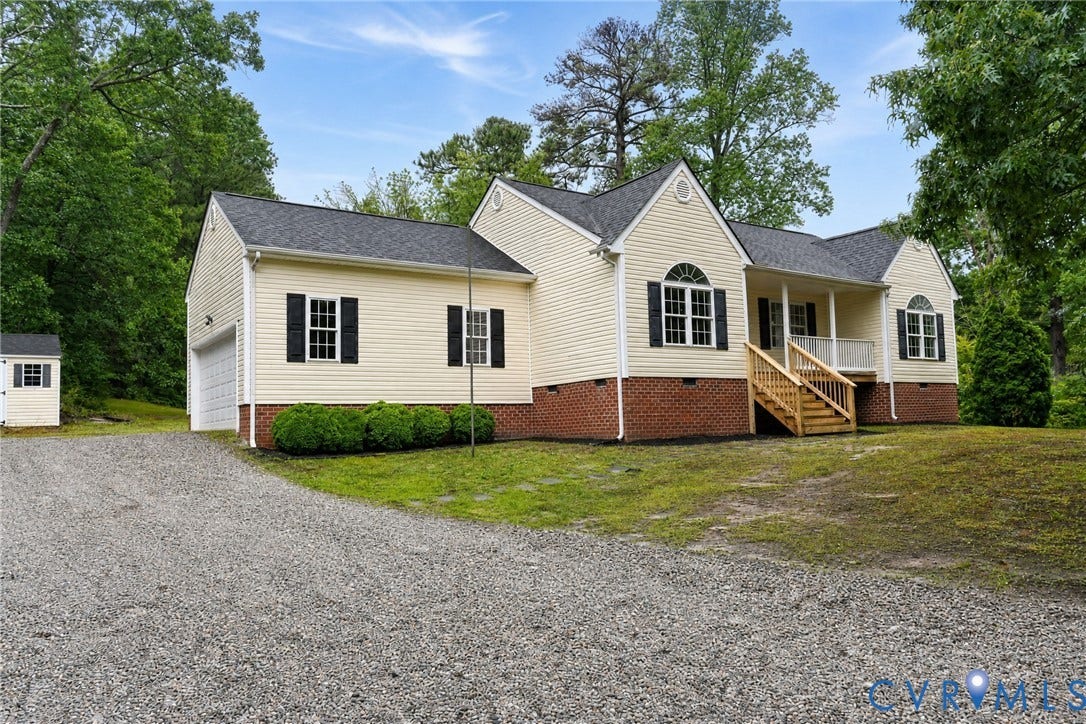 3811 West Street, Chester, VA 23831 3811 West Street, Chester, VA 23831