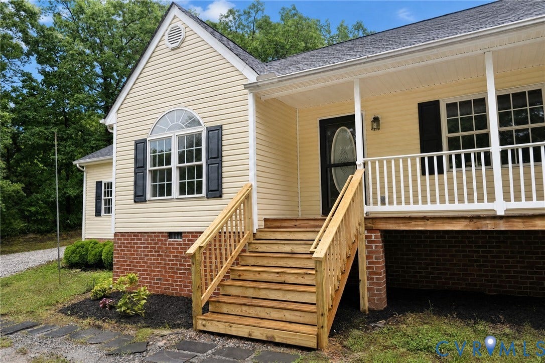 3811 West Street, Chester, VA 23831 3811 West Street, Chester, VA 23831
