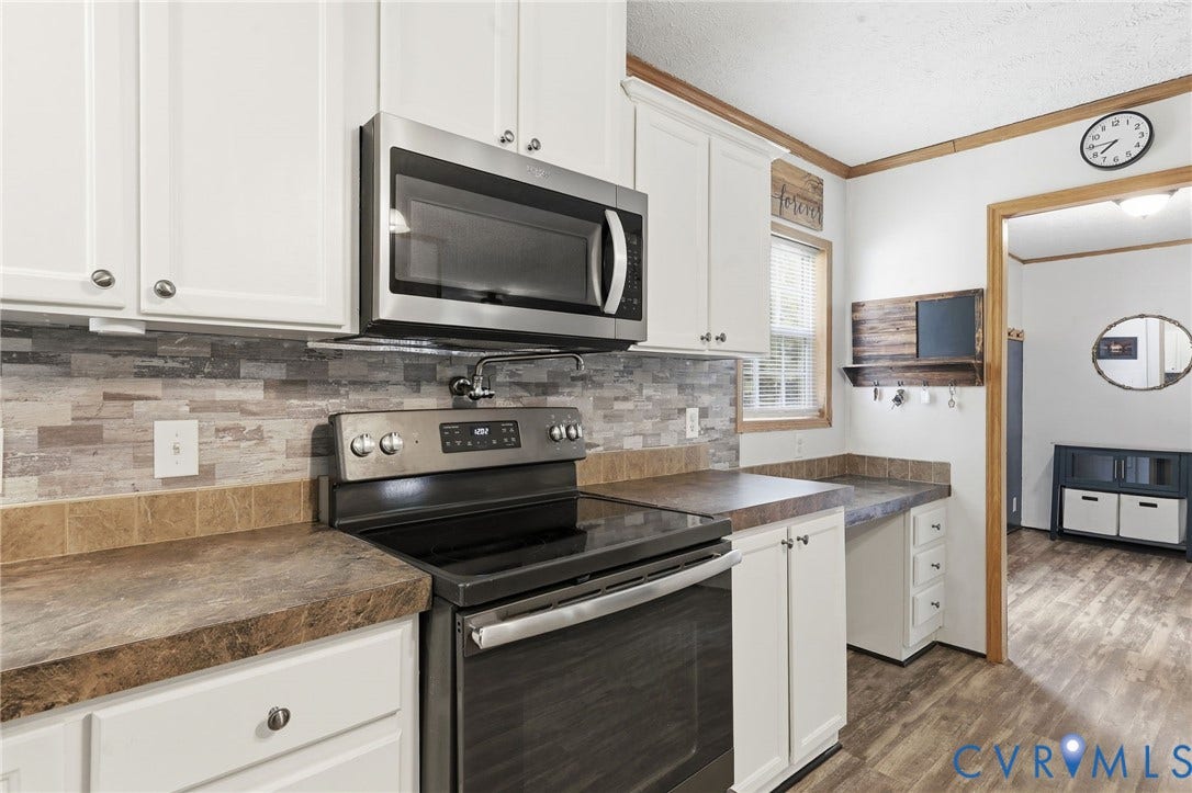 24140 Genito Road, Amelia, VA 23002 24140 Genito Road, Amelia, VA 23002