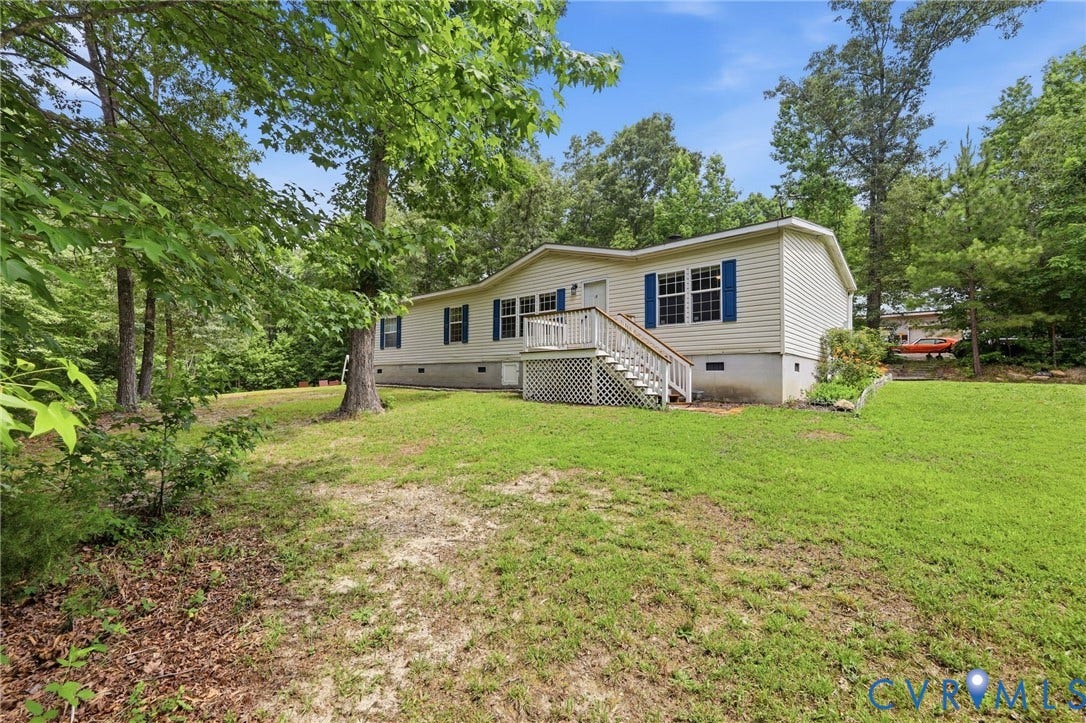 24140 Genito Road, Amelia, VA 23002 24140 Genito Road, Amelia, VA 23002