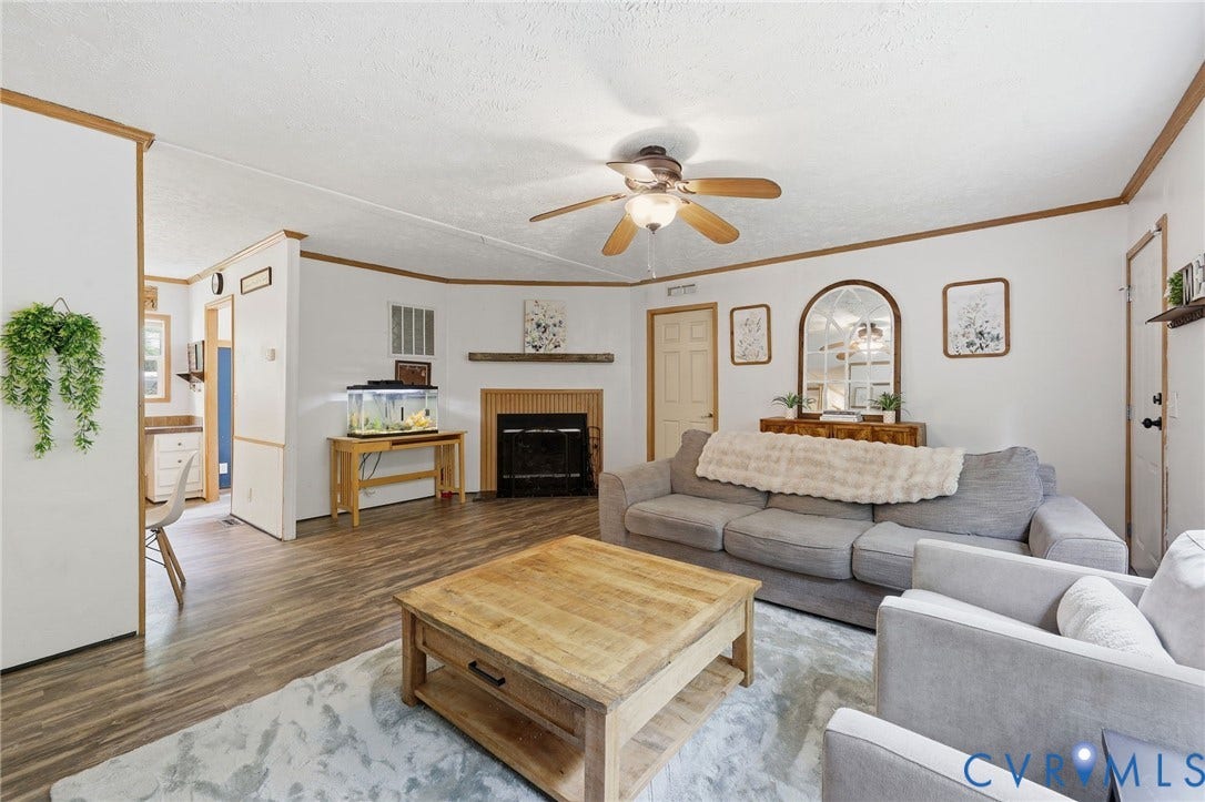 24140 Genito Road, Amelia, VA 23002 24140 Genito Road, Amelia, VA 23002