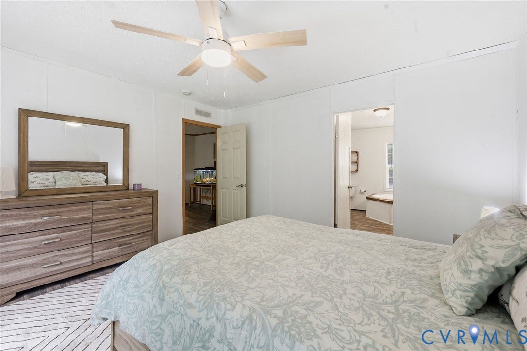 24140 Genito Road, Amelia, VA 23002 Large walk in closet