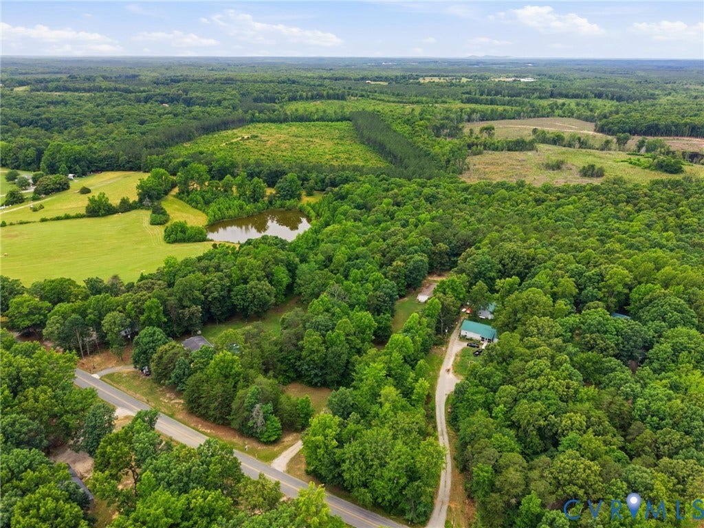 24140 Genito Road, Amelia, VA 23002 24140 Genito Road, Amelia, VA 23002