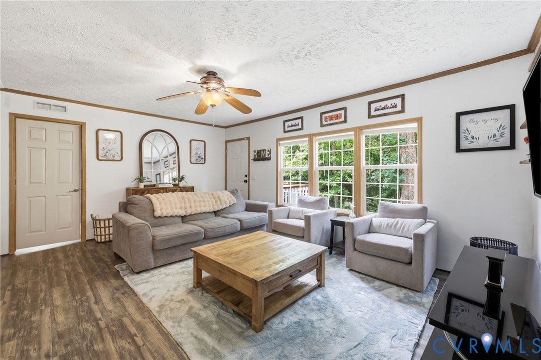 24140 Genito Road, Amelia, VA 23002 24140 Genito Road, Amelia, VA 23002