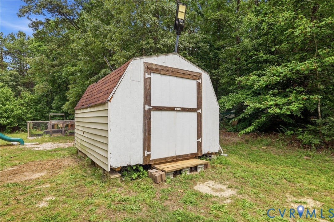 24140 Genito Road, Amelia, VA 23002 24140 Genito Road, Amelia, VA 23002