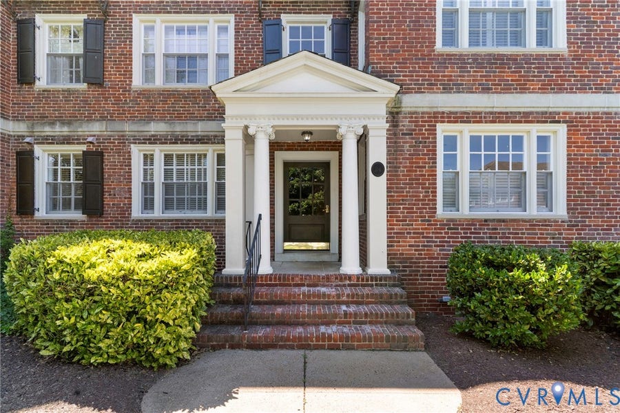 Property photo for 24 W Locke Lane, #U5, Richmond, VA