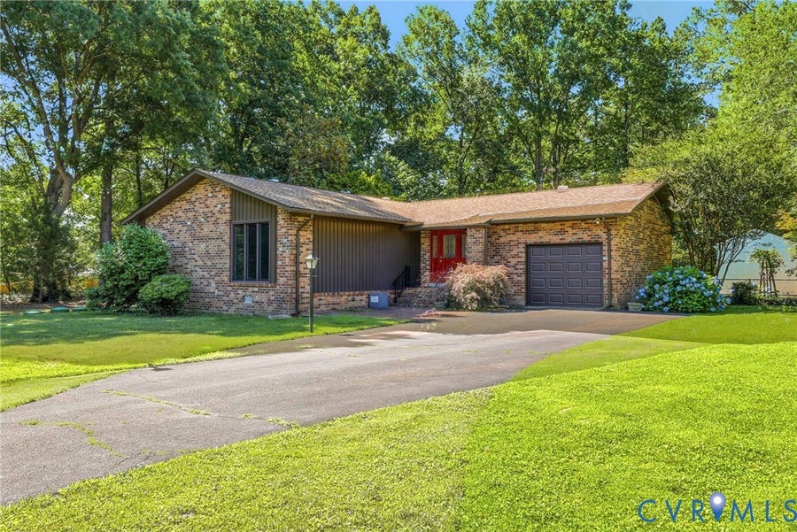 Property photo for 2721 Lammrich Road, Chesterfield, VA