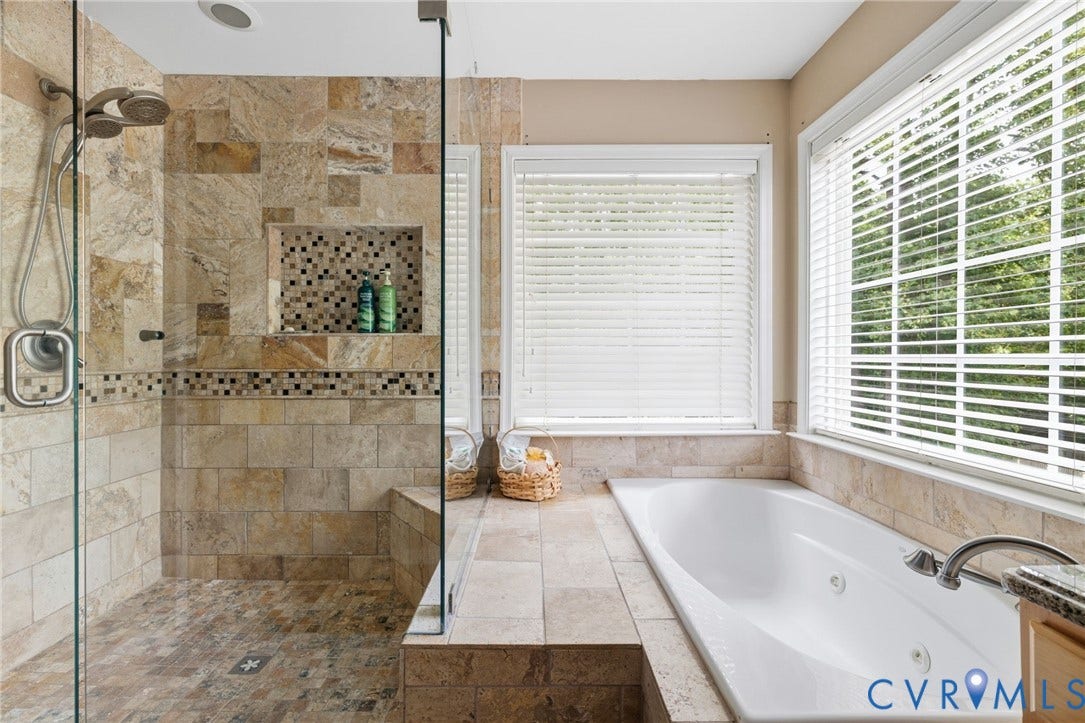 12028 Bennett Court, Glen Allen, VA 23059 Primary ensuite bath- jetted tub