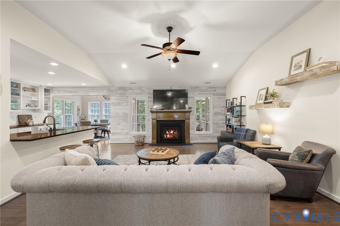 2803 Preston Park Way, Preston Park, Sandy Hook, VA 23153 Open and spacious famliy room with wood floors, gas fireplace, great views of the backyard, and open the the kitchen.