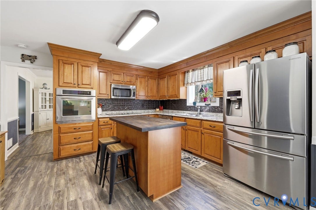 11200 Surry Road, Chester, VA 23831 11200 Surry Road, Chester, VA 23831