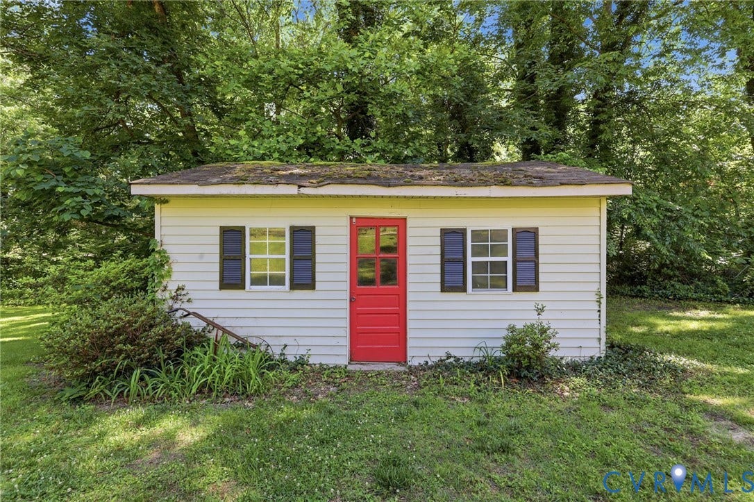 11200 Surry Road, Chester, VA 23831 11200 Surry Road, Chester, VA 23831