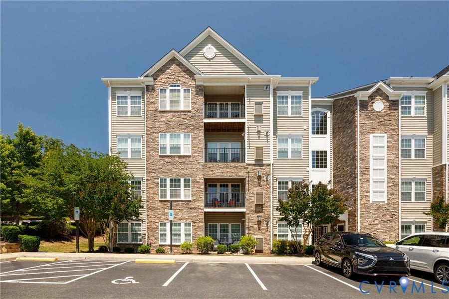 Property photo for 910 Westwood Village Way, #201, Midlothian, VA