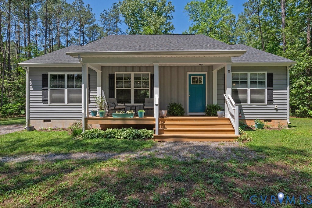 1046 Orchid Road, Mineral, VA 23117 Craftsman Style Ranch with Front Porch and Double Windows for Natural light throughout, sitting on 2 1/2 Acres of Total Privacy! Just 5 miles off Interstate 64 yet you won't believe the serenity here!