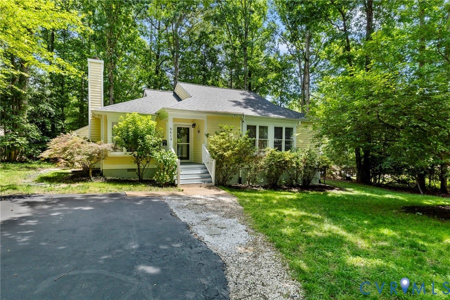 Property photo for 5613 Woods Walk Road, Midlothian, VA