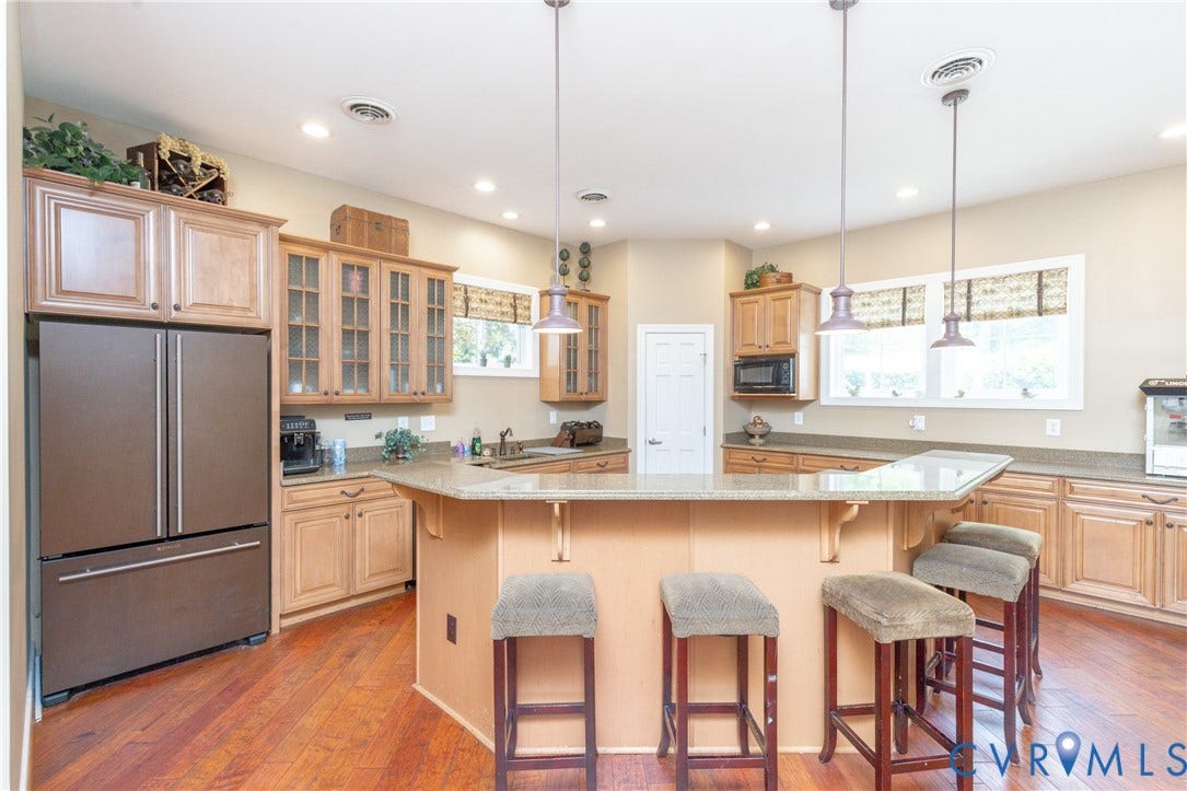 2816 Murano Way, Glen Allen, VA 23059 2816 Murano Way, Glen Allen, VA 23059