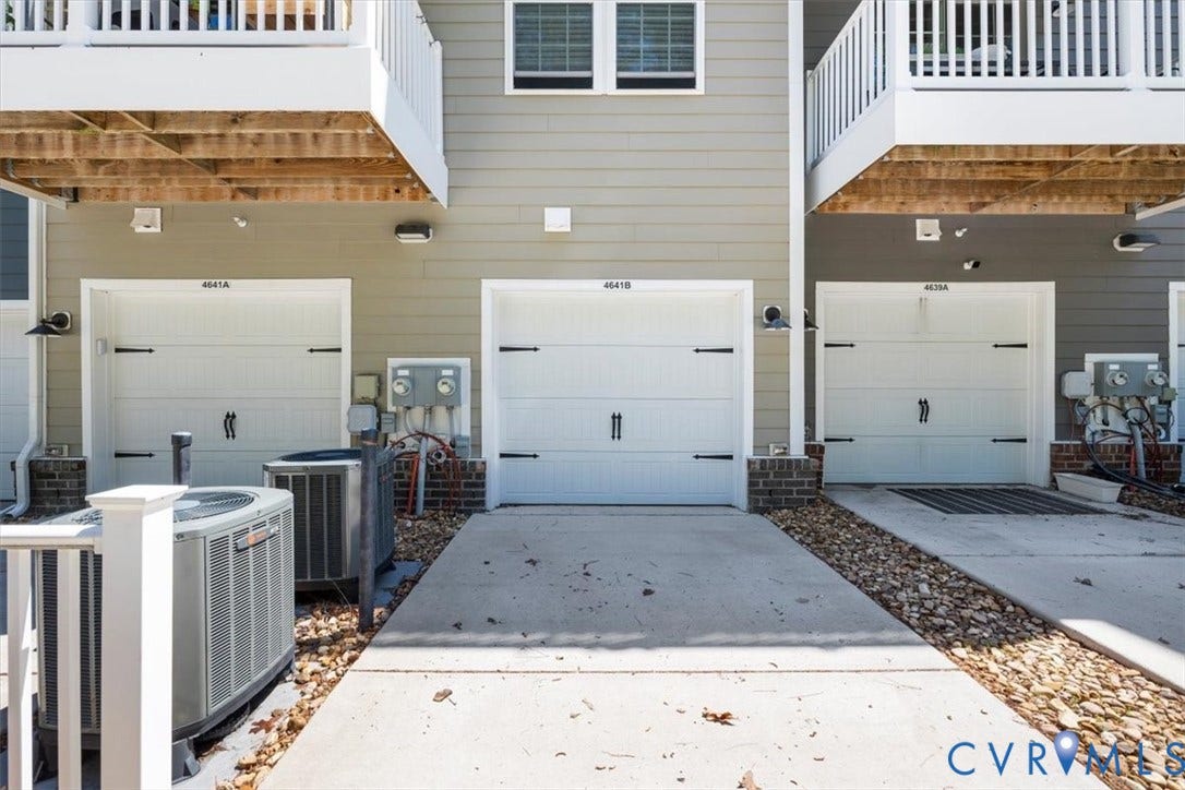 4641 Wistar Creek Drive, #B, Glen Allen, VA 23228
