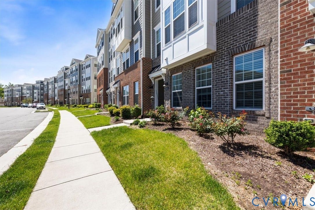 4641 Wistar Creek Drive, #B, Glen Allen, VA 23228