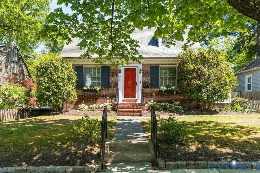 Property photo for 823 W 47th Street, Richmond, VA
