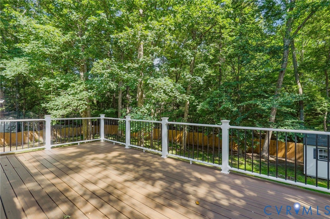 5629 Darrel Lake Court, Glen Allen, VA 23060 Newer Trex decking
