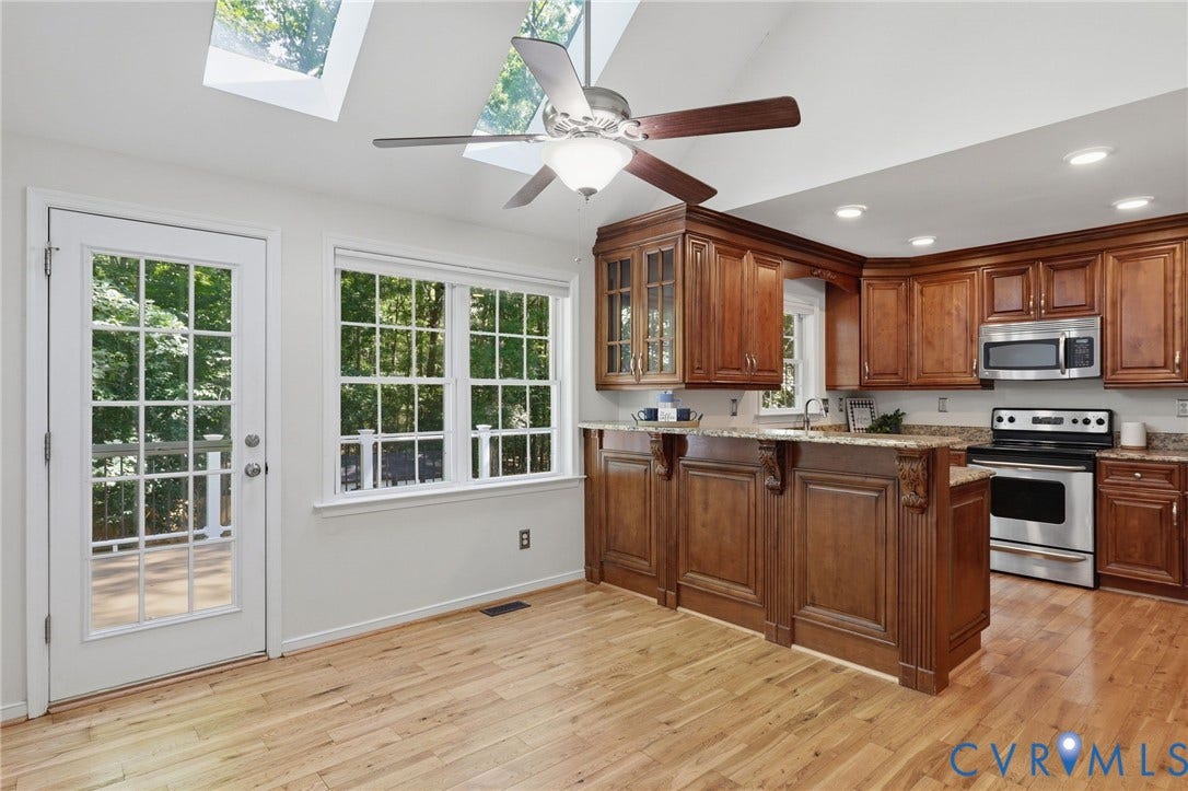 5629 Darrel Lake Court, Glen Allen, VA 23060 Vaulted with skylights