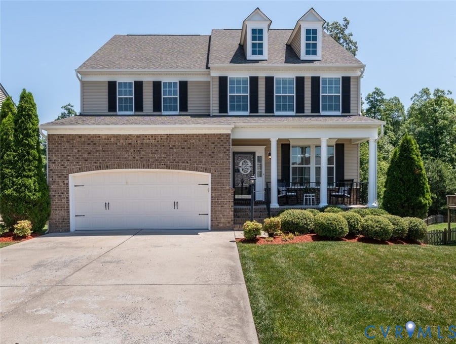 Property photo for 6807 Swanhaven Drive, North Chesterfield, VA