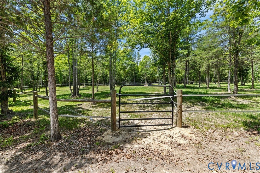 3269 Lowry Road, Rural, Columbia, VA 23038 fenced pasture with partial shade