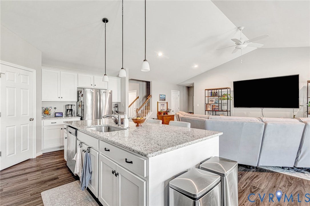 302 Wendenburg Terrace, Aylett, VA 23009 4 x 9 Kitchen Island
