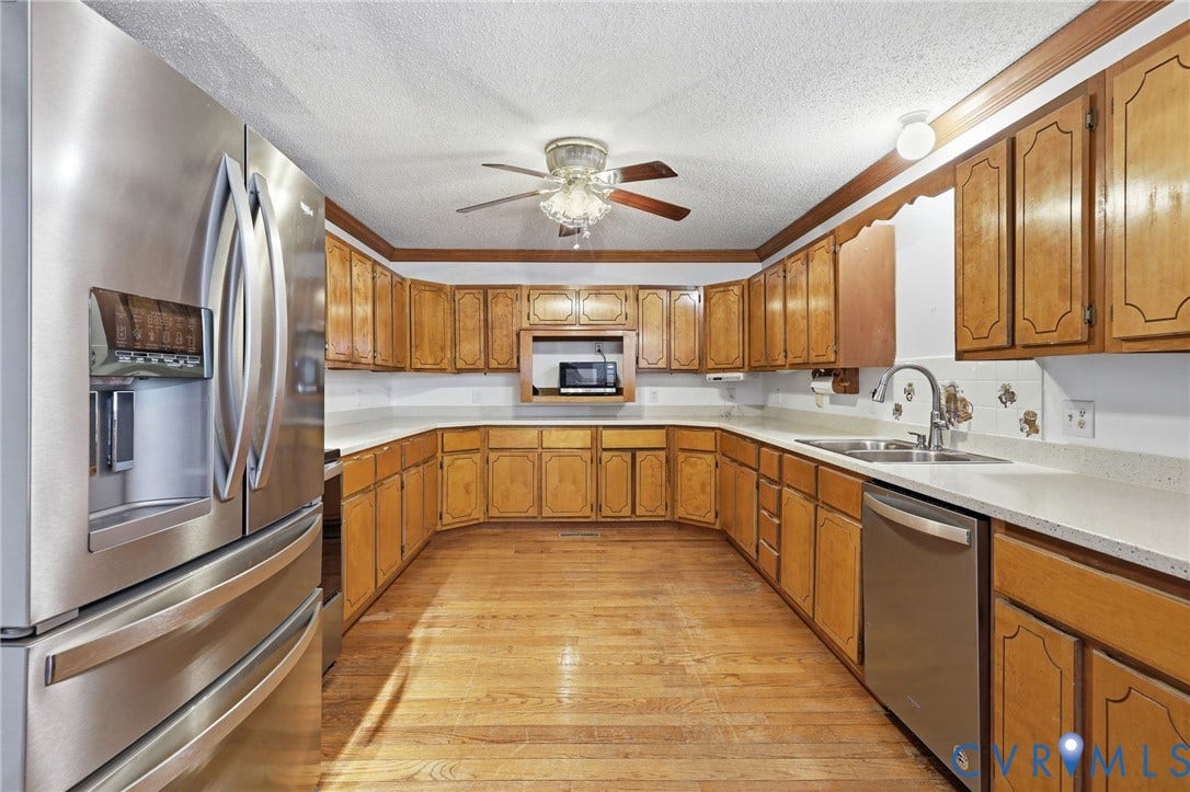 10515 Gladfelter Road, Glen Allen, VA 23059 10515 Gladfelter Road, Glen Allen, VA 23059