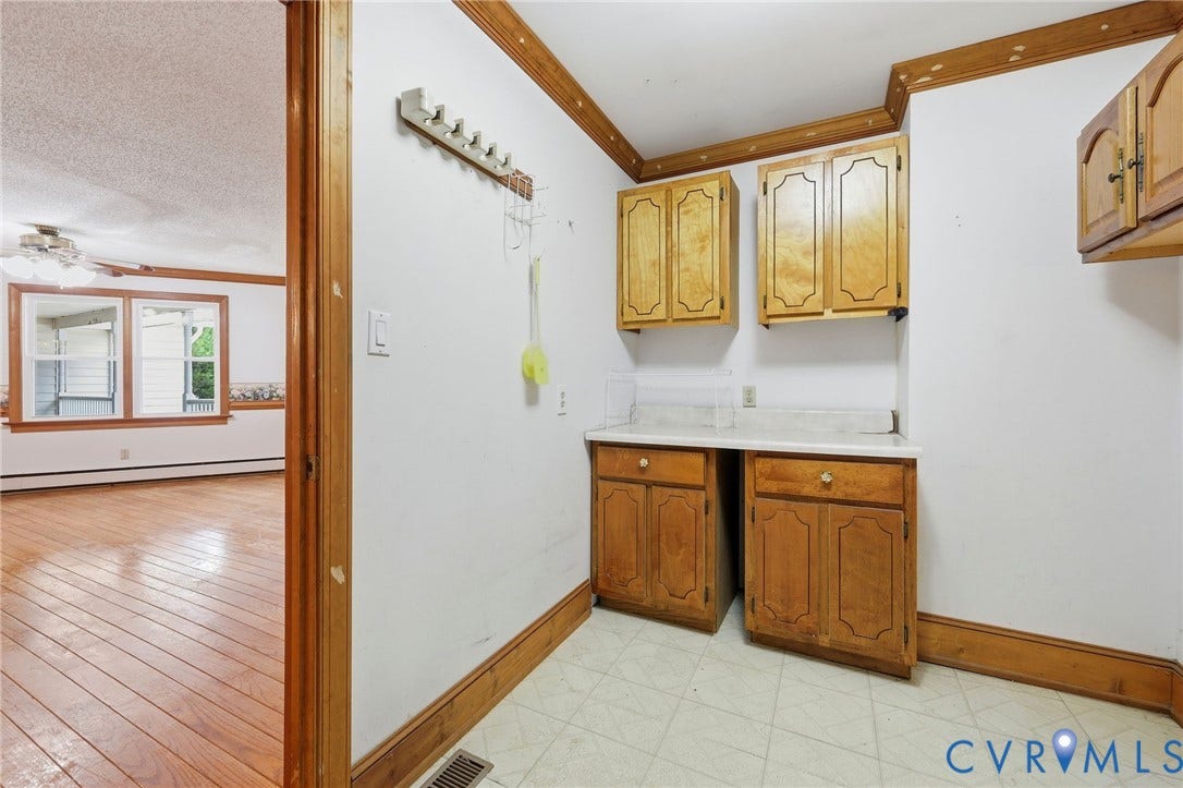 10515 Gladfelter Road, Glen Allen, VA 23059 10515 Gladfelter Road, Glen Allen, VA 23059