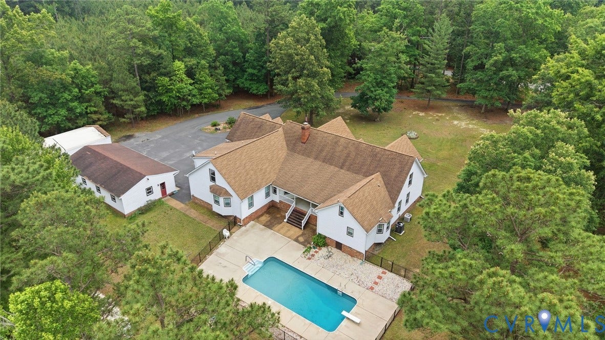 10515 Gladfelter Road, Glen Allen, VA 23059 10515 Gladfelter Road, Glen Allen, VA 23059