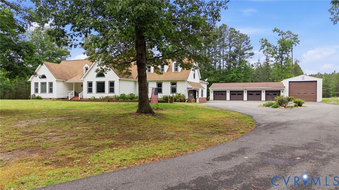 10515 Gladfelter Road, Glen Allen, VA 23059 10515 Gladfelter Road, Glen Allen, VA 23059