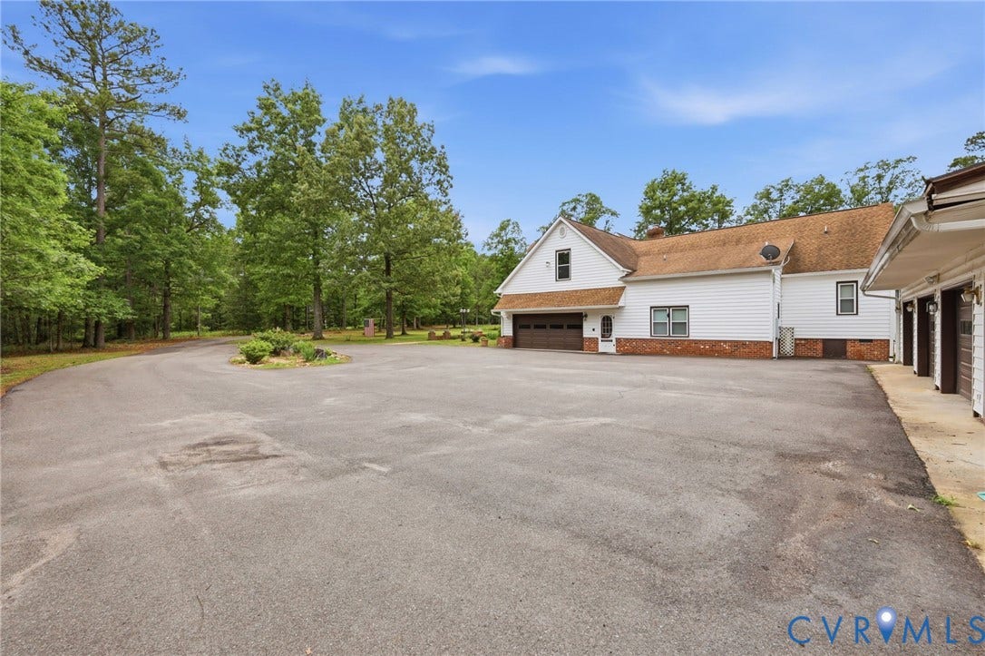 10515 Gladfelter Road, Glen Allen, VA 23059 10515 Gladfelter Road, Glen Allen, VA 23059
