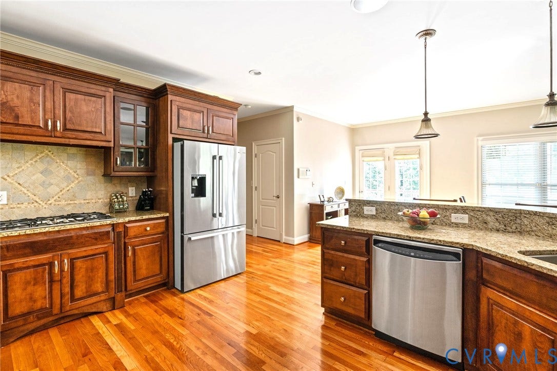 2220 French Hill Terrace, Powhatan, VA 23139 Stainless Appliances, Gas Cooktop with Ceramic Backsplash, Open to Breakfast Area