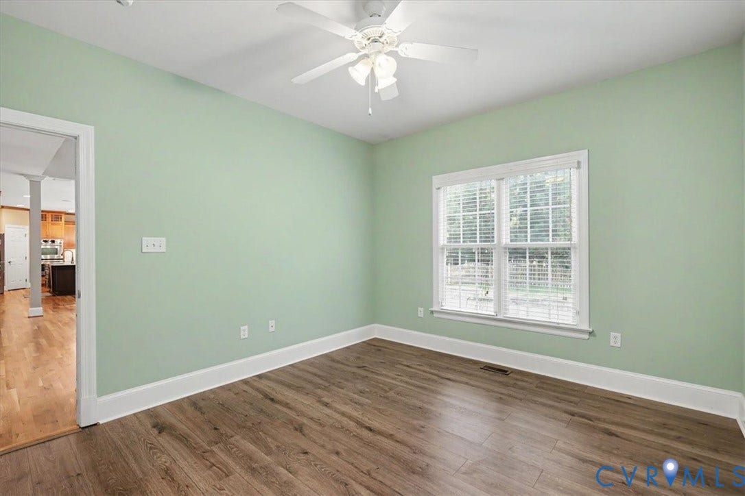 5905 Covington Hills Lane, Nuckols Road Corridor, Glen Allen, VA 23059 First floor bedroom with attached full bathroom and LVP flooring.