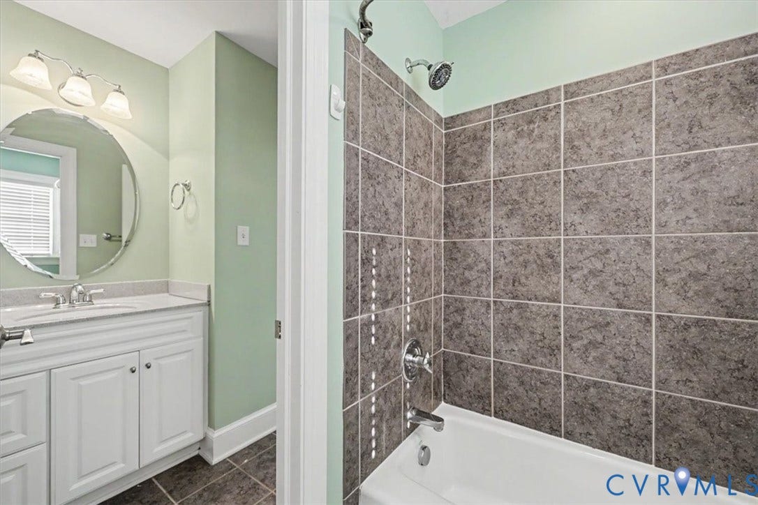5905 Covington Hills Lane, Nuckols Road Corridor, Glen Allen, VA 23059 Jack and Jill full bathroom.