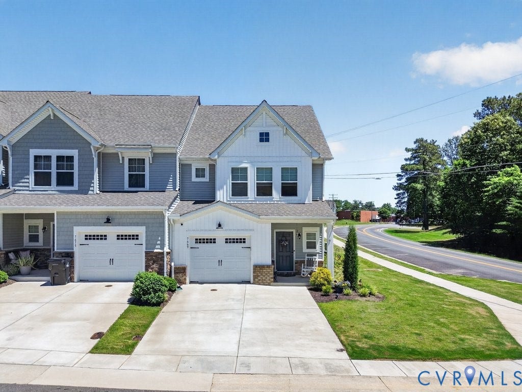 7669 Leeds Castle Lane, Maidstone Village Townhomes, New Kent, VA 23124 Corner Lot, Concrete Driveway, Porch