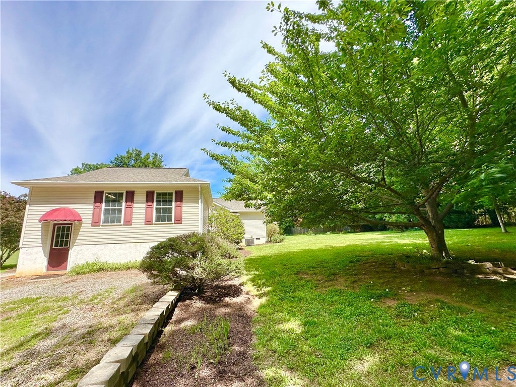 4352 Pierce Road, Powhatan, VA 23139 4352 Pierce Road, Powhatan, VA 23139