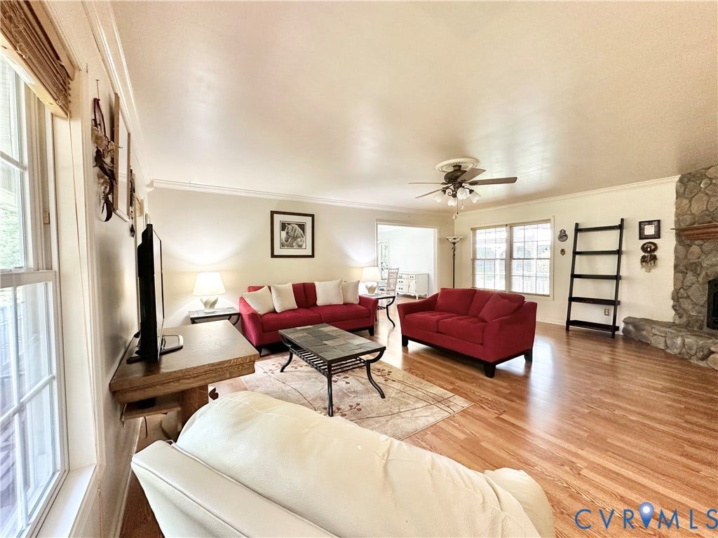 4352 Pierce Road, Powhatan, VA 23139 4352 Pierce Road, Powhatan, VA 23139