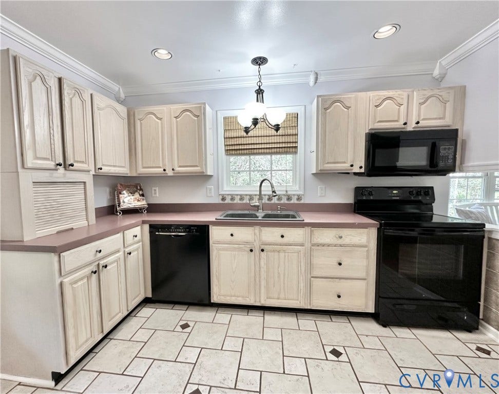 4352 Pierce Road, Powhatan, VA 23139 4352 Pierce Road, Powhatan, VA 23139