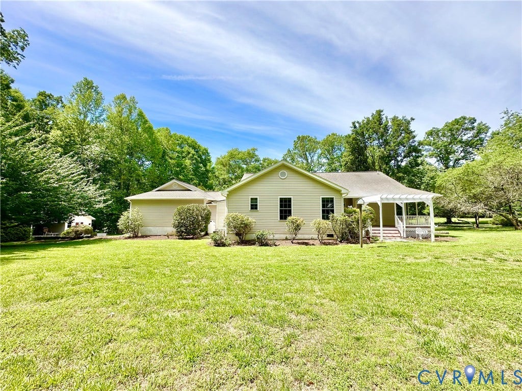 4352 Pierce Road, Powhatan, VA 23139 4352 Pierce Road, Powhatan, VA 23139