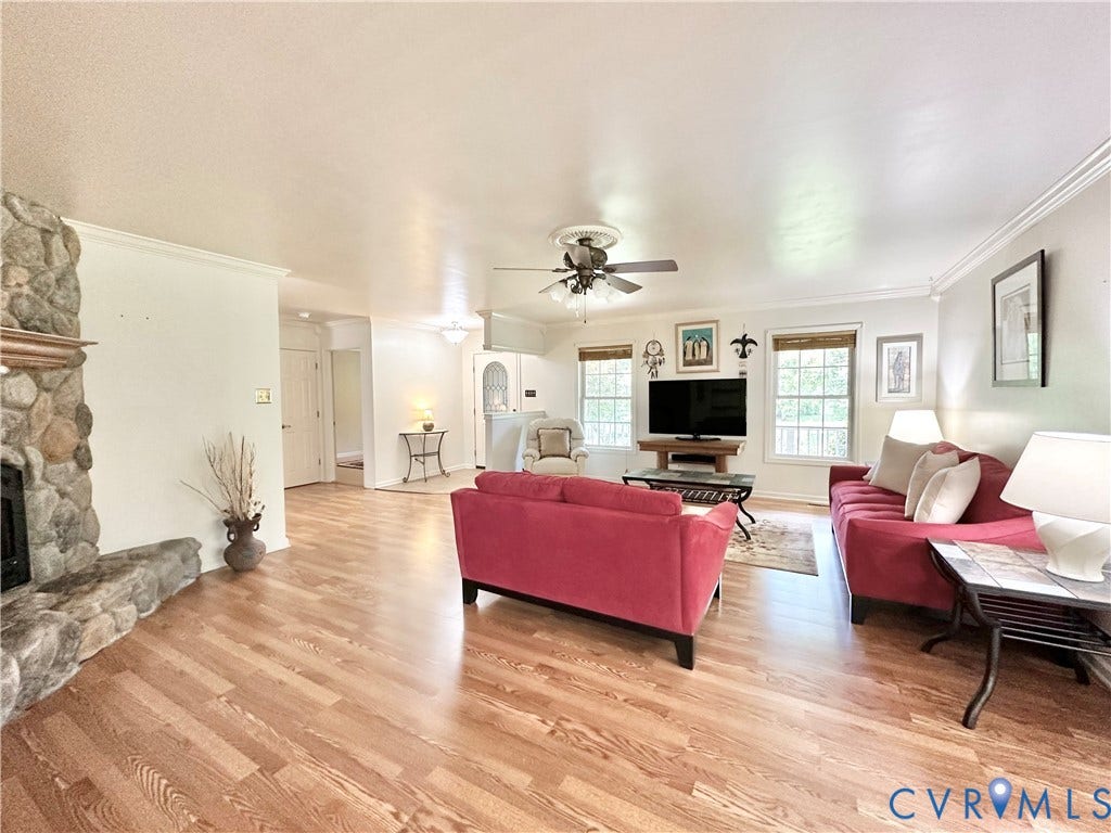 4352 Pierce Road, Powhatan, VA 23139 4352 Pierce Road, Powhatan, VA 23139