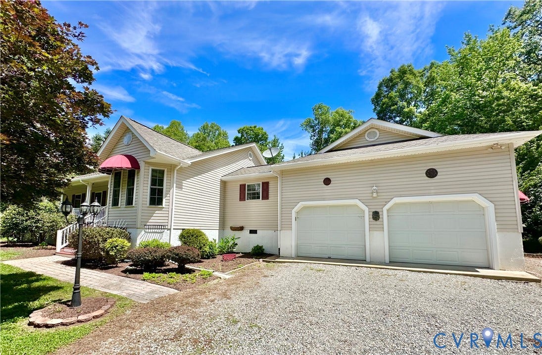 4352 Pierce Road, Powhatan, VA 23139 4352 Pierce Road, Powhatan, VA 23139