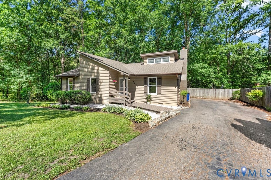 Property photo for 3020 Sand Hills Drive, Chester, VA
