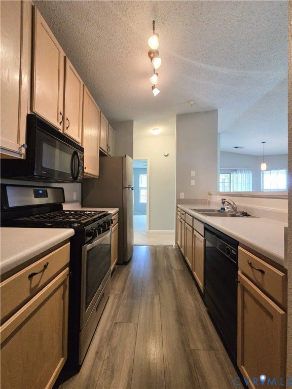 9300 Baffy Court, #K, Glen Allen, VA 23059 Galley Kitchen