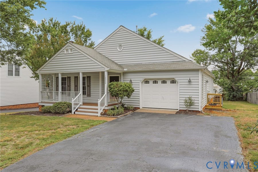 Property photo for 12332 Gayton Bluffs Lane, Henrico, VA