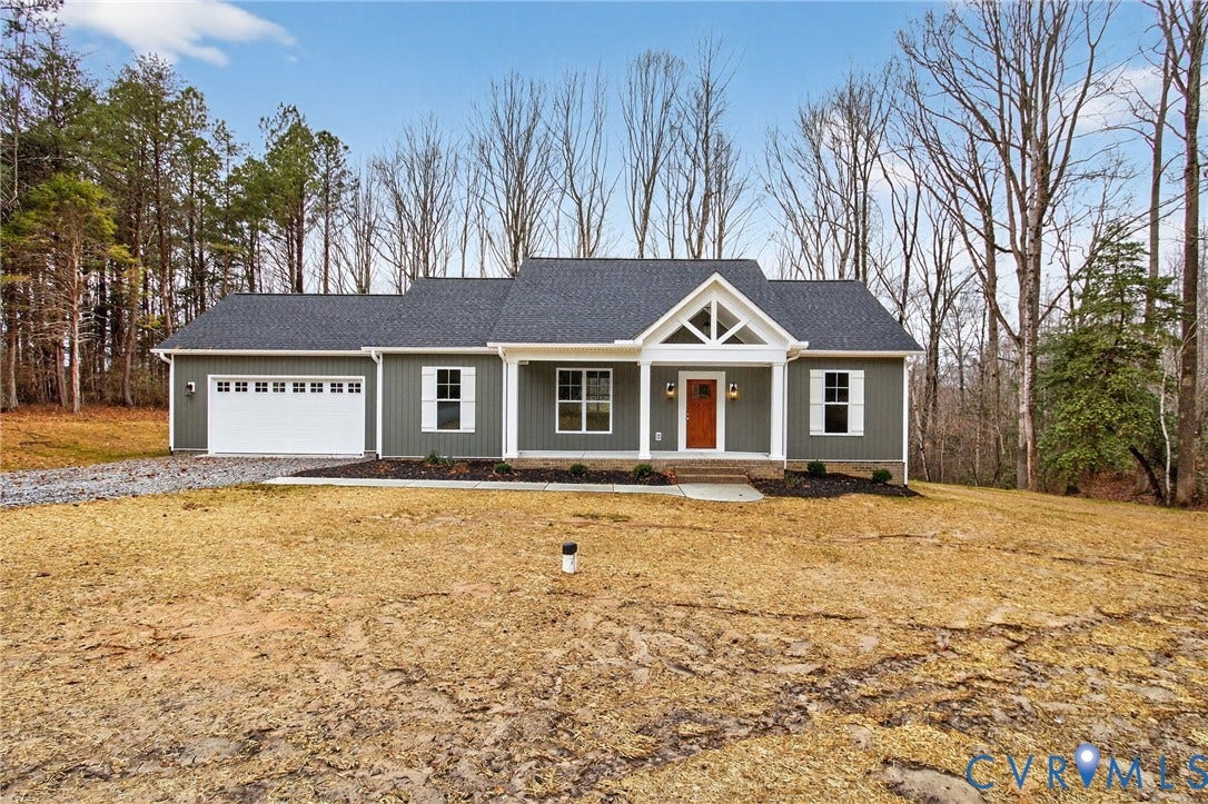 115 E Sunrise Drive, Warsaw, VA 22572