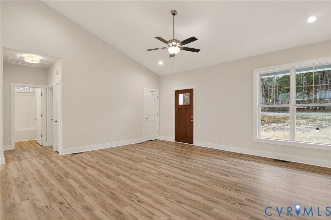 115 E Sunrise Drive, Warsaw, VA 22572